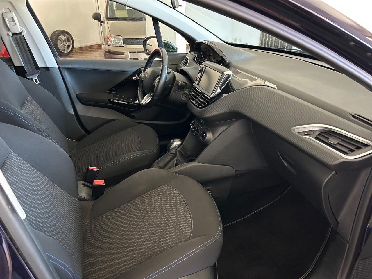 Peugeot 208 PureTech 68 5p. NAVi PDC BLUETOOTH 2018