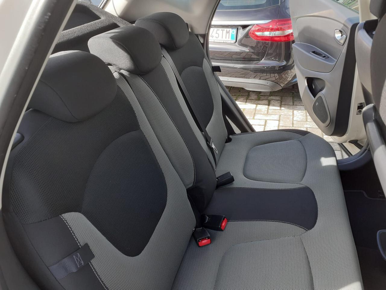 Renault Captur 1.5 dCi/DIESEL 90 CV