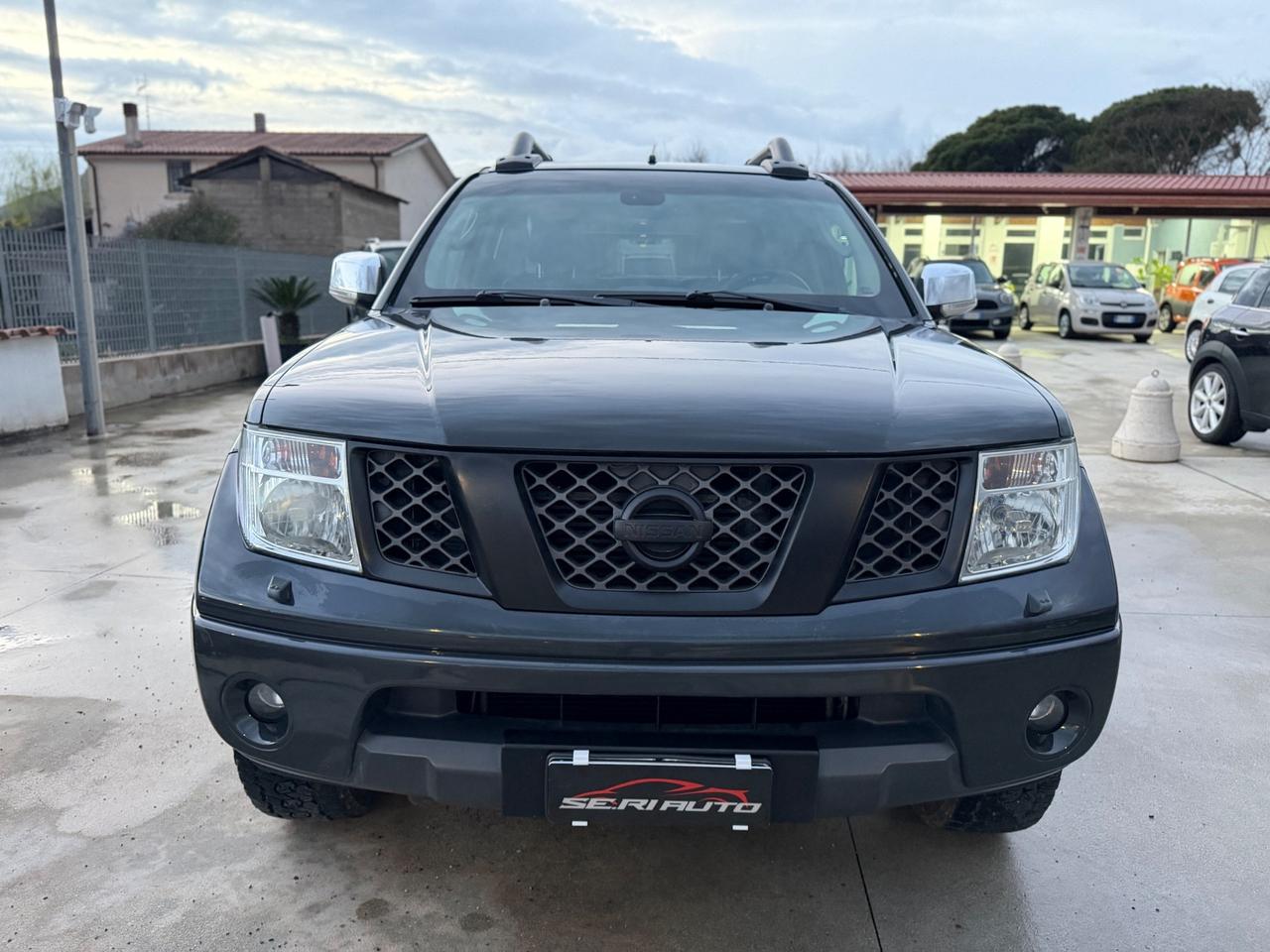 Nissan Navara 2.5 dCi 4 porte Double Cab LE