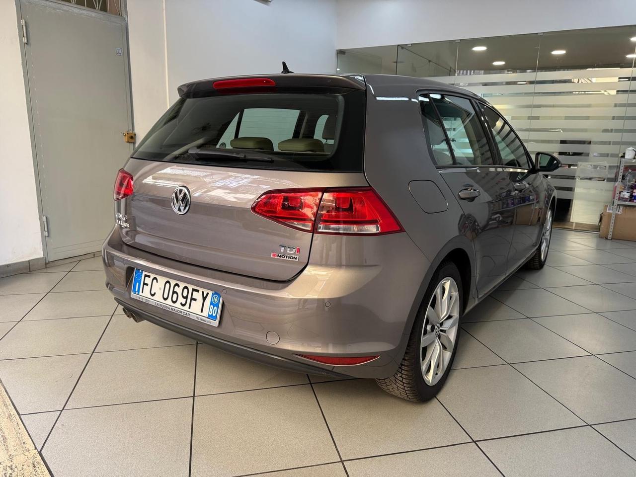 Volkswagen Golf 1.6 TDI 110 CV 5p. 4MOTION Highline 2016