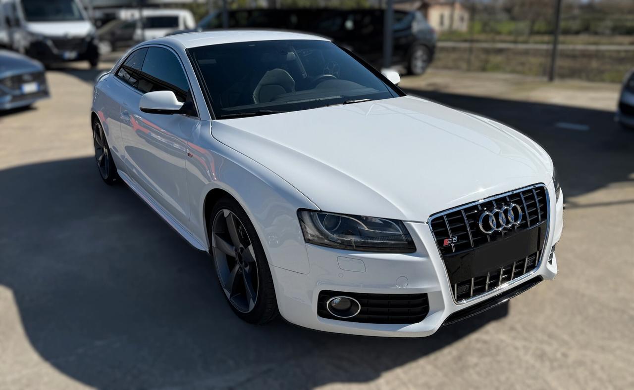 Audi A5 2.0 TDI QUATTRO S-LINE