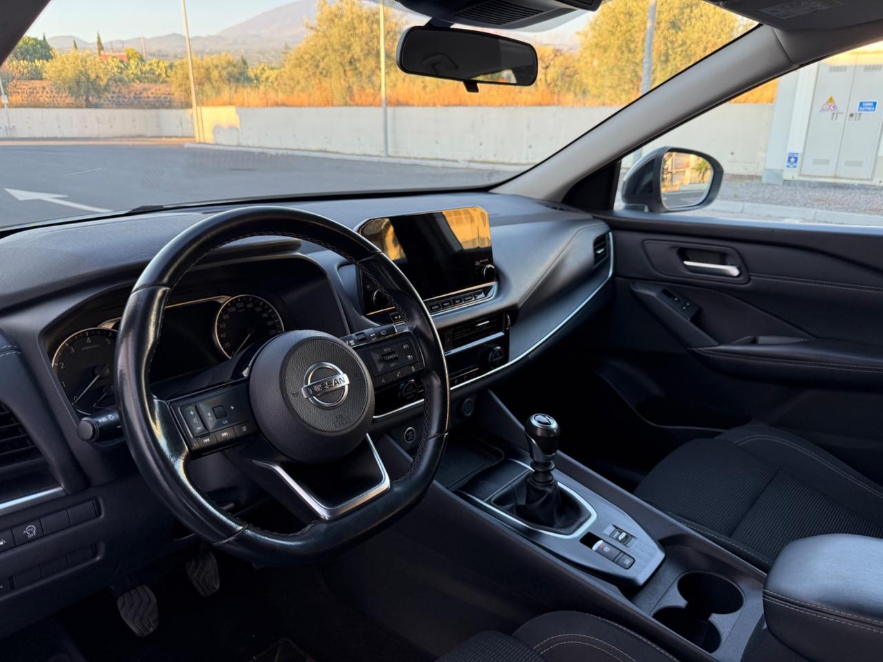 Nissan Qashqai MHEV 140 CV Business