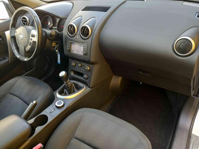NISSAN Qashqai 2.0 dCi DPF Visia 4x4 tetto panoramico