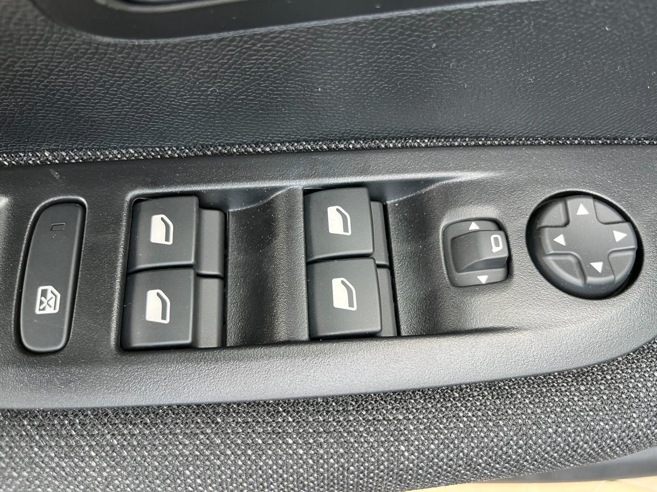 Peugeot 208 Hybrid 110 e-DCS6 Style Automatic Km0