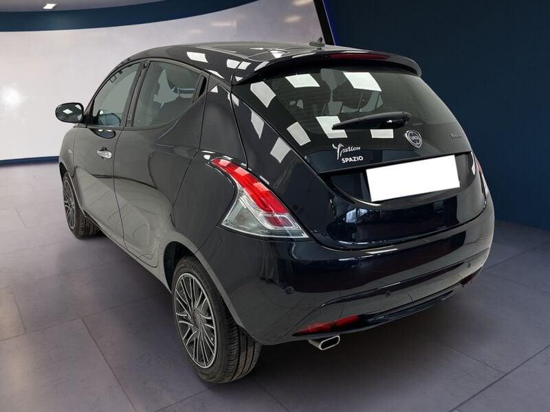 Lancia Ypsilon III 2015 1.0 hybrid Gold s&s 70cv