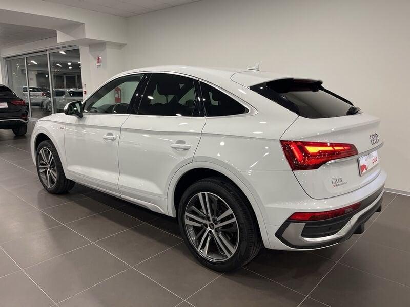 Audi Q5 Audi Sportback S line 40 TDI quattro 150(204) kW(PS) S tronic