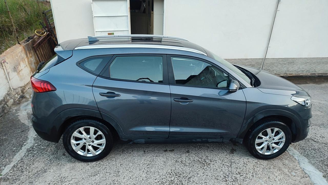 Hyundai Tucson DISPONIBILE ANCHE GRIGIO SCURO