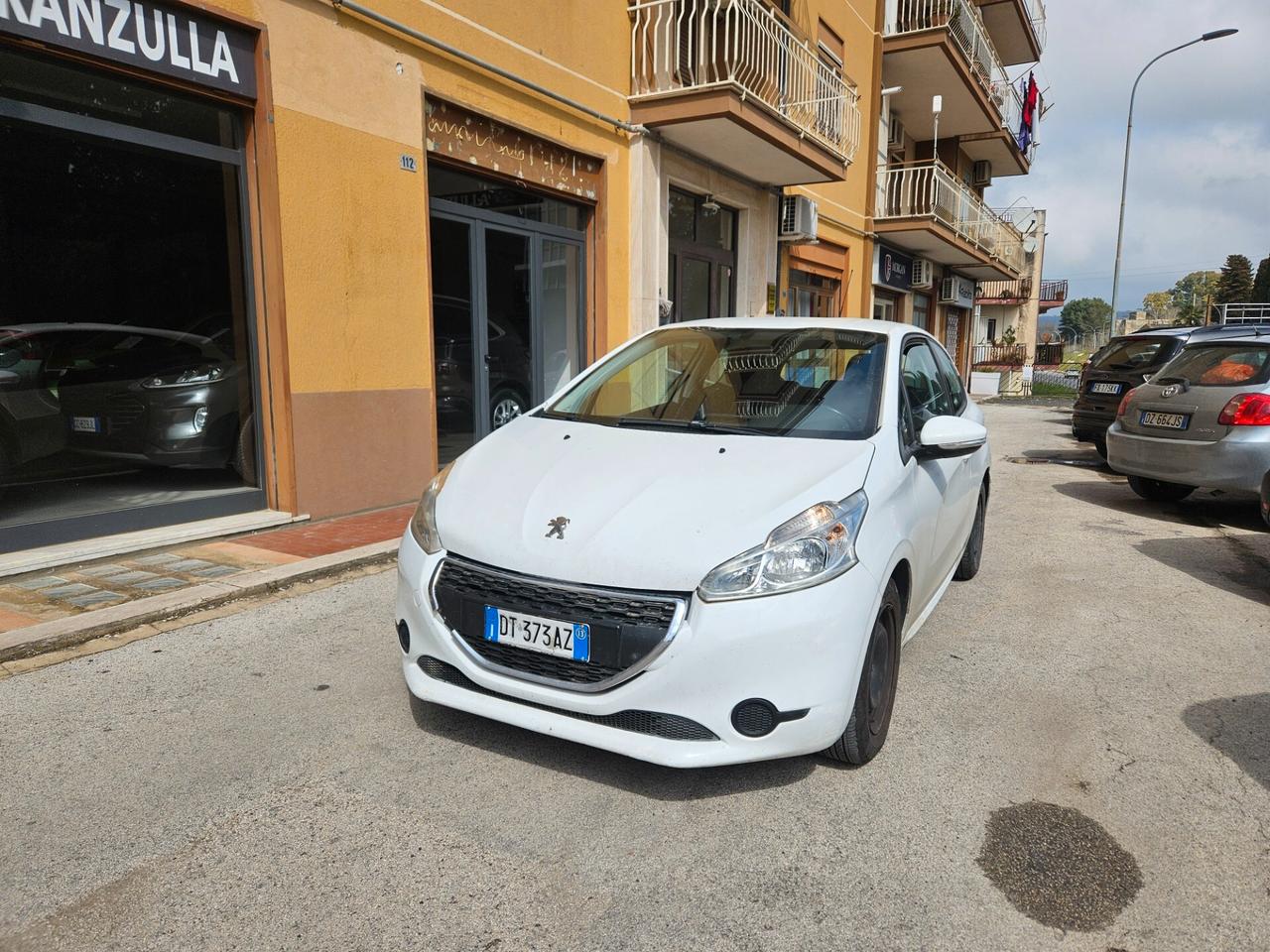 PEUGEOT 208 1200 BENZINA 82 CV UNICO PROPRIETARIO