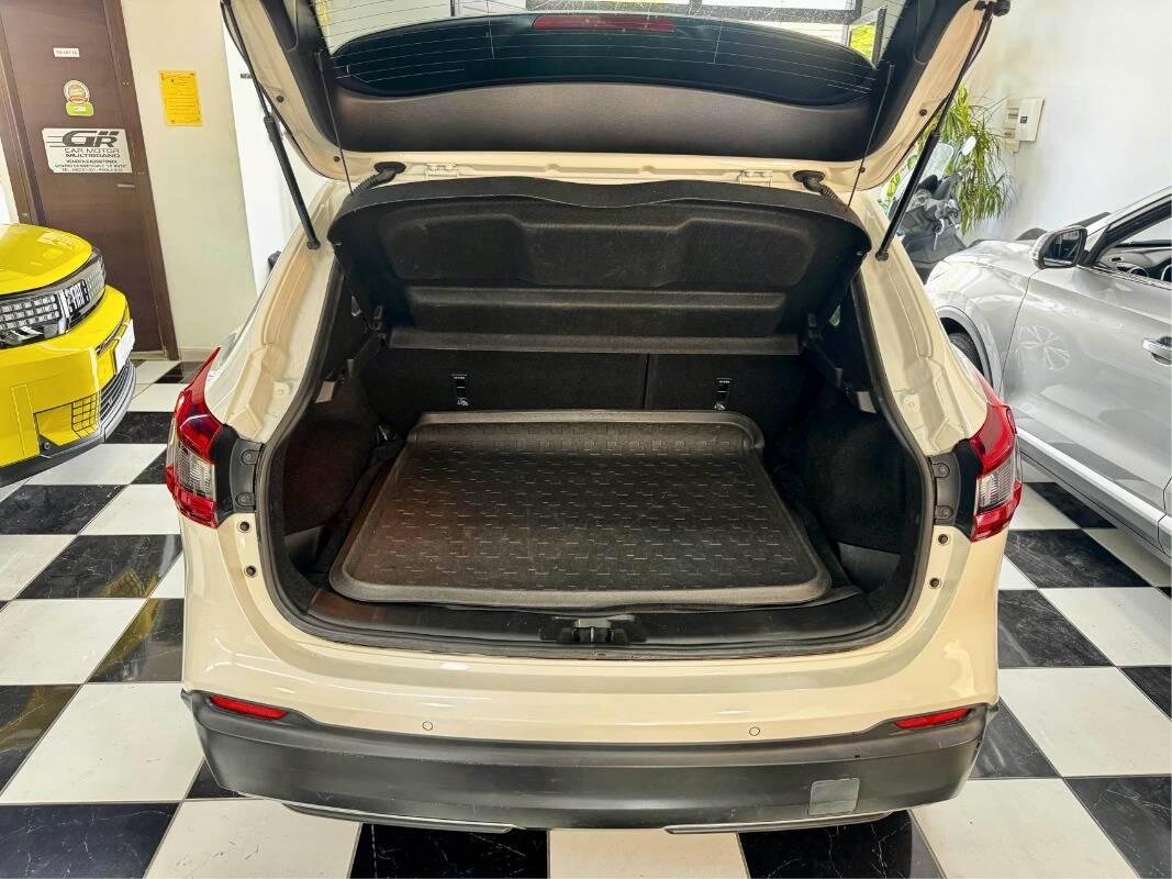 Nissan Qashqai 1.6 dci Tekna 2wd 130cv