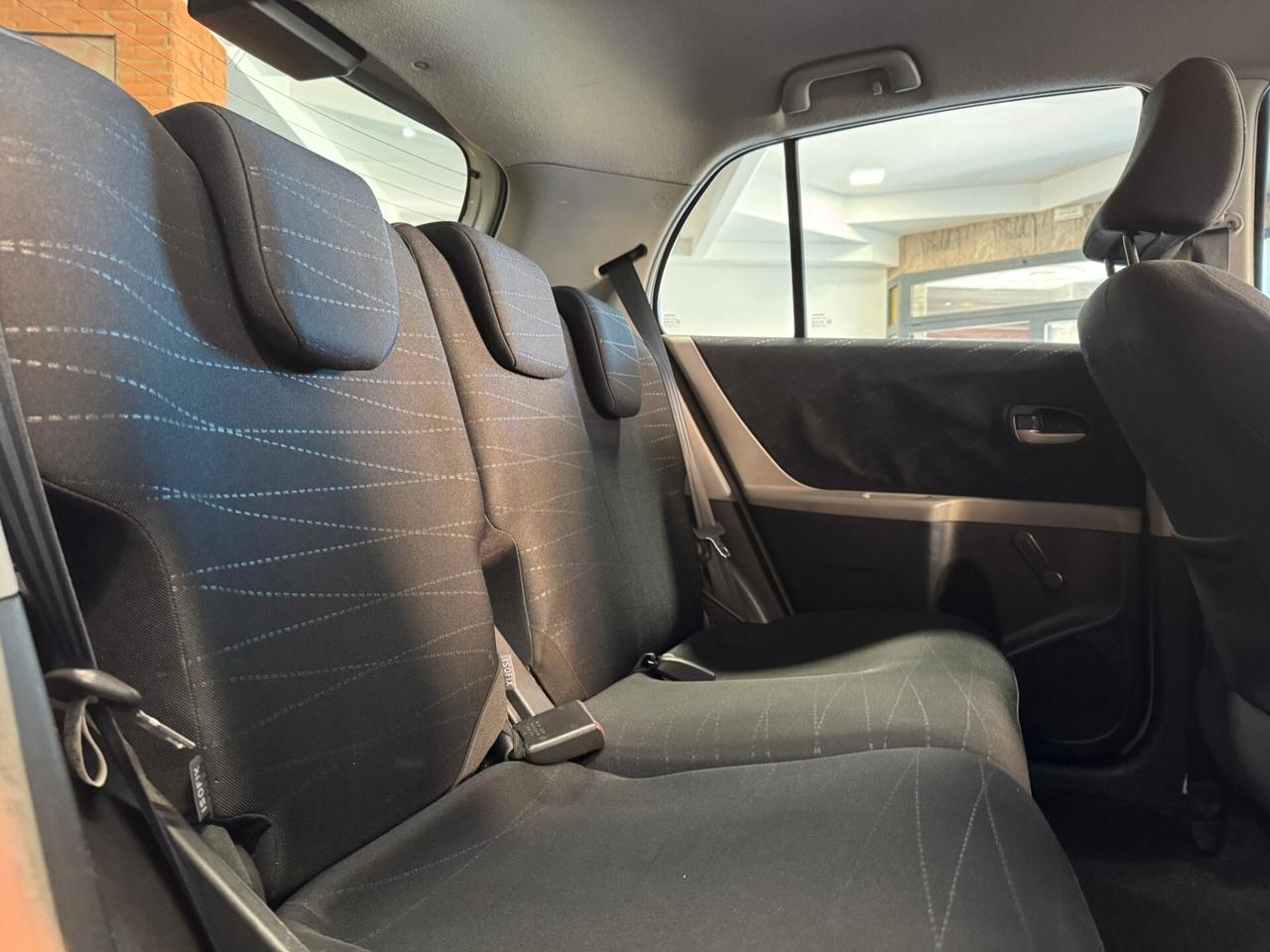 Toyota Yaris 1.3 5 porte Sol