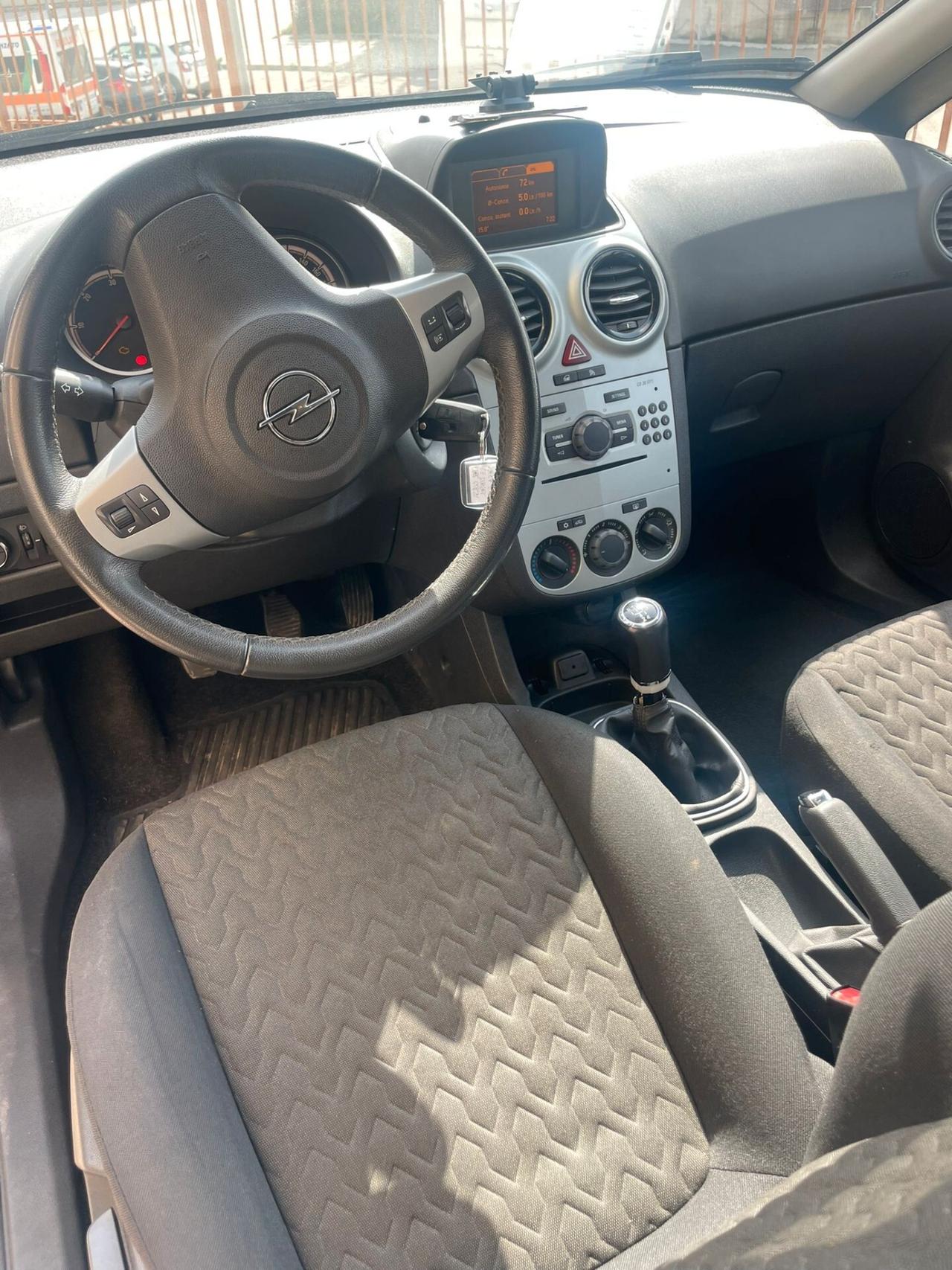 OPEL CORSA 1.3 CDTI 75CV F.AP. 5 PORTE AUTO PER NEO PATENTATI