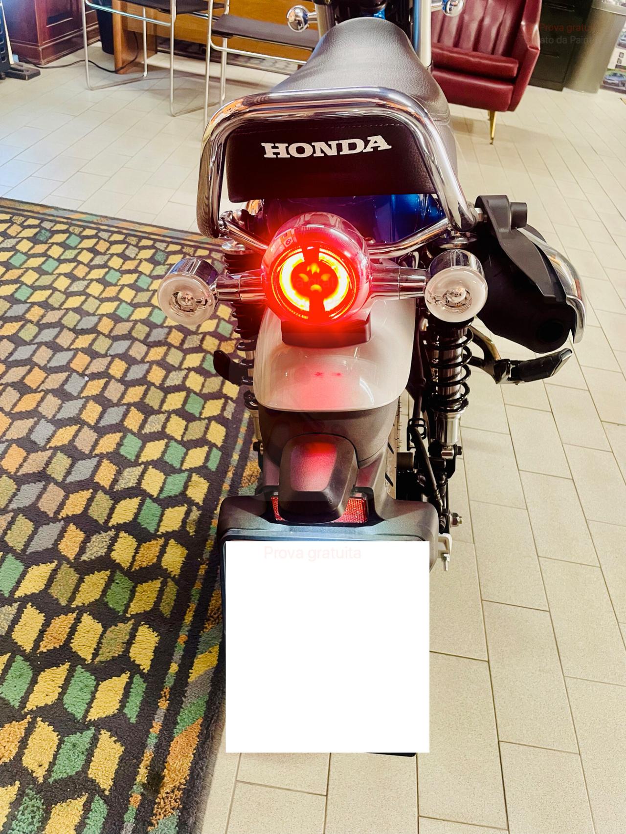 Honda Dax 125 DI SERIE
