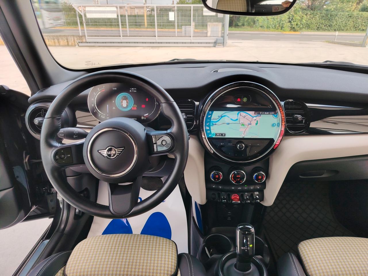 Mini Cooper 1.5 5 Porte