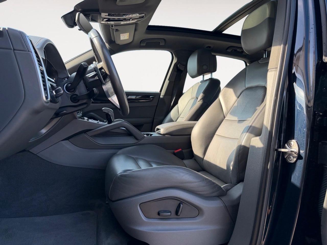 Porsche Cayenne 3.0 e-hybrid tiptronic