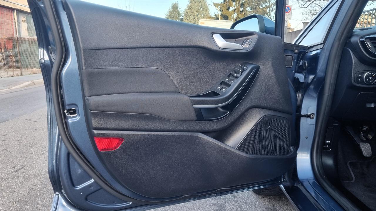 Ford Fiesta 1.0 Ecoboost Hybrid 125 CV 5 porte Titanium