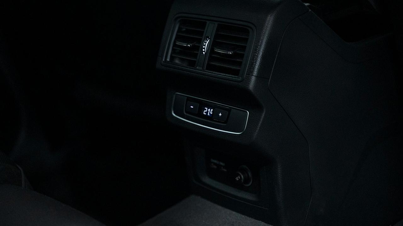 Audi Q5 SPB 40 2.0 TDI MHEV S LINE EDITION XENO NAVI FULL OPTIONAL