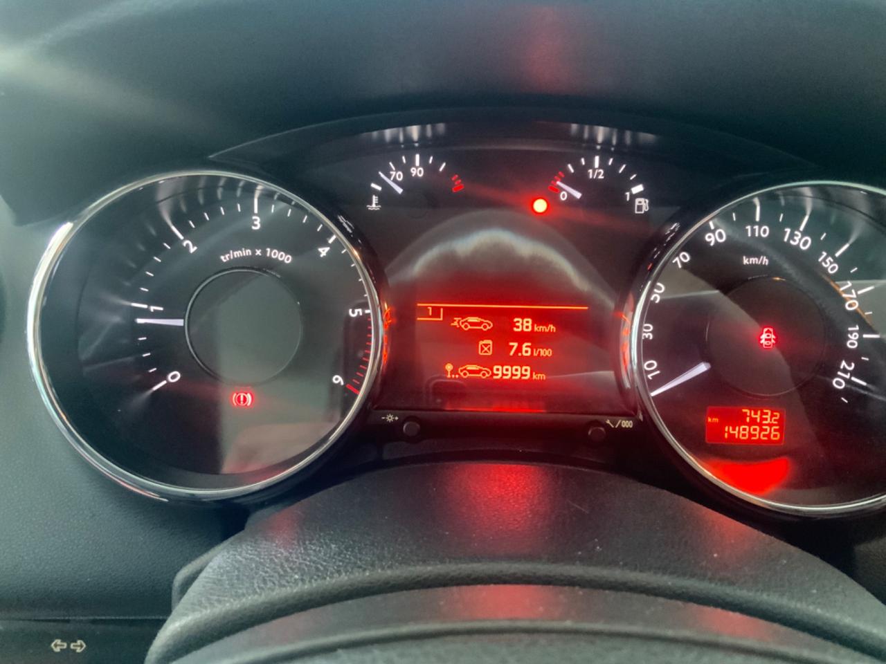 Peugeot 5008 2.0 HDi 150CV Féline
