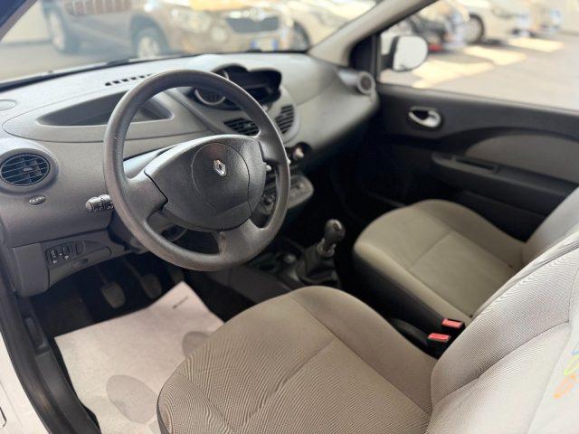 RENAULT Twingo 1.2 16V LEV Dynamique