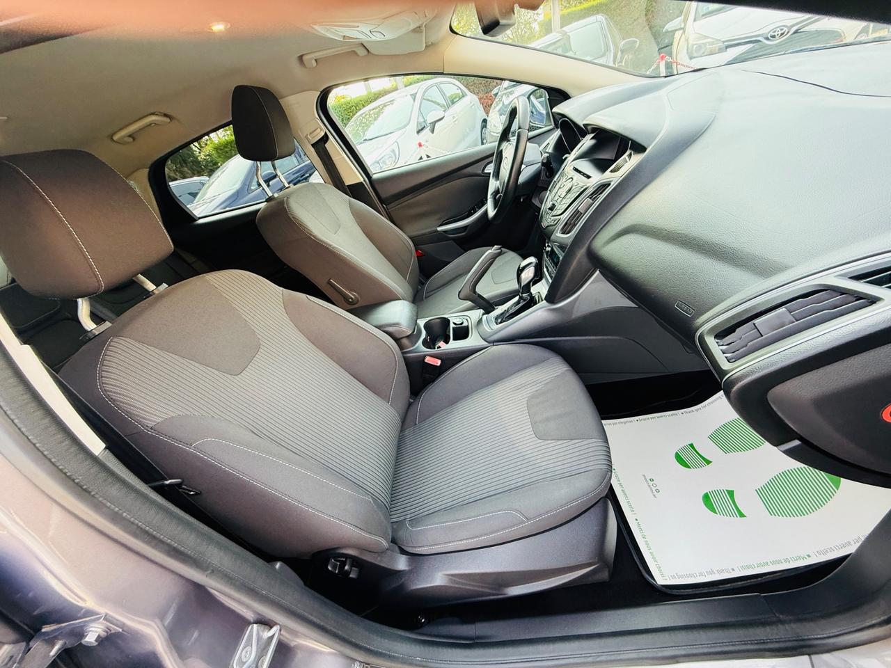 Ford Focus 2.0 TDCi 115 CV Powershift Titanium