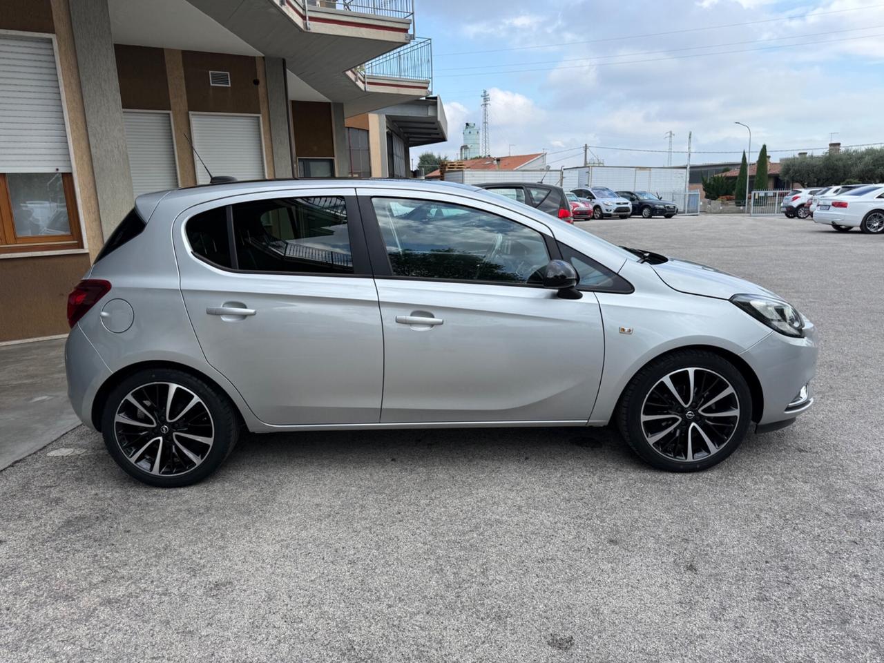 Opel Corsa 1.2 Benzina/Gpl - Neopatentati