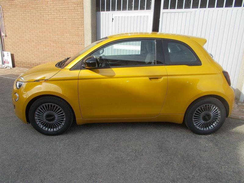 FIAT 500 Hybrid Hybrid Icon 338.7575187 MASSARI MARCO PRONTA IN SEDE