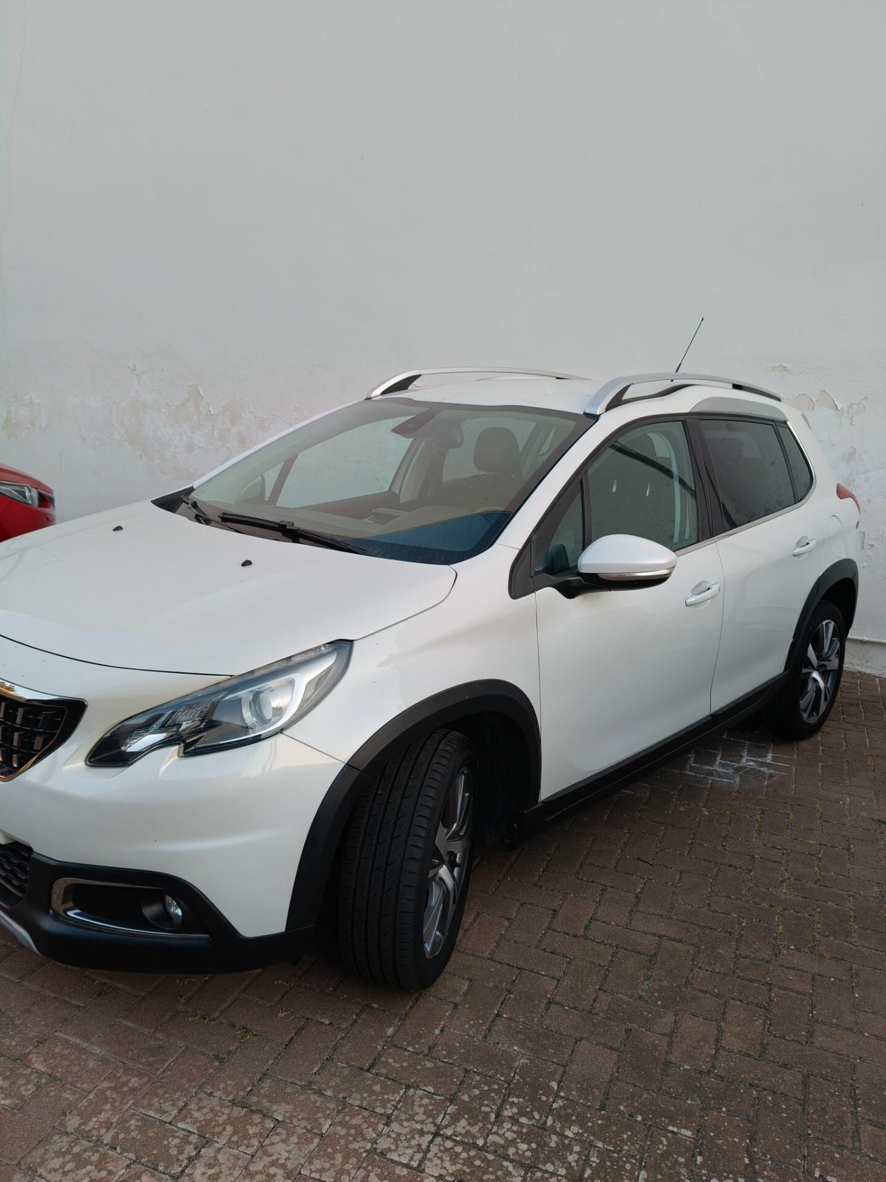 Peugeot 2008 BlueHDi 120 S&S Crossway
