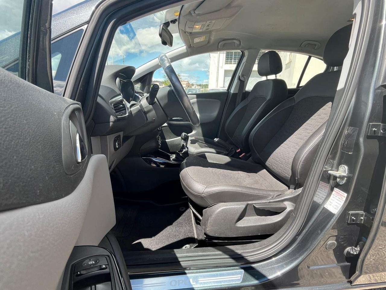 Opel Corsa 1.4 90CV GPL Tech 5 porte Innovation neop/ car play/lega/faro led