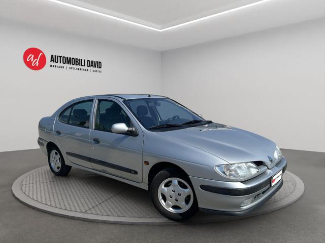 RENAULT Megane Mégane 1.6 cat RT VENDE PRIVATO