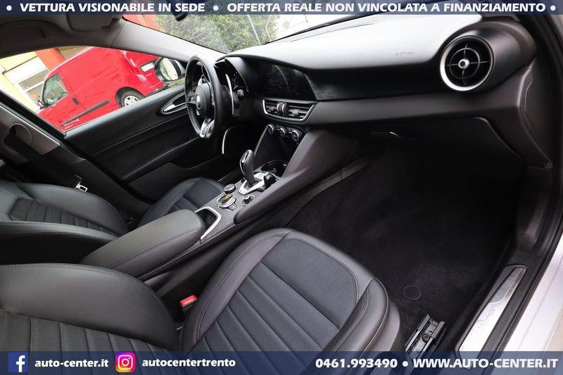 Alfa Romeo Giulia 2.2 Turbo Diesel 190CV Super AT8
