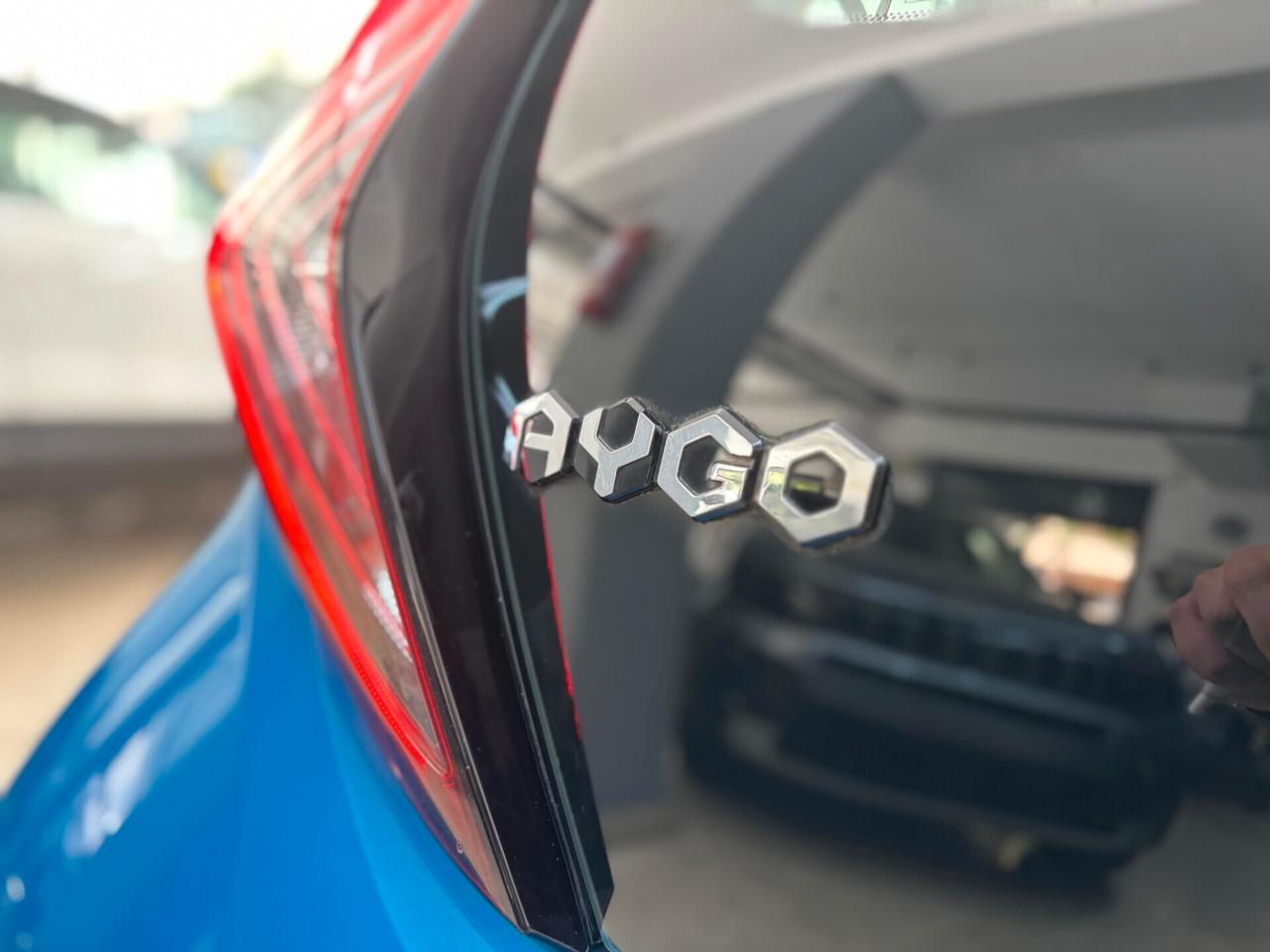 TOYOTA Aygo Connect 1.0 VVT-i 72 CV x-wave