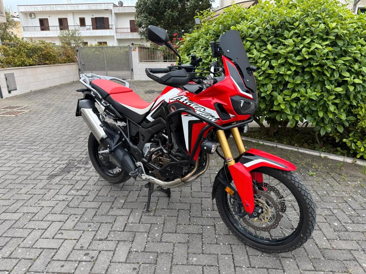 Honda AFRICA TWIN CRF 1000 adventure sport DCT