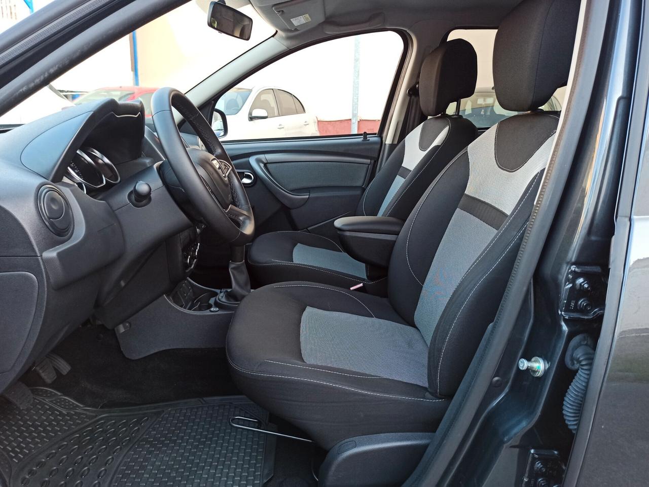 Dacia Duster 1.6 115CV Start&Stop 4x2 GPL Lauréate