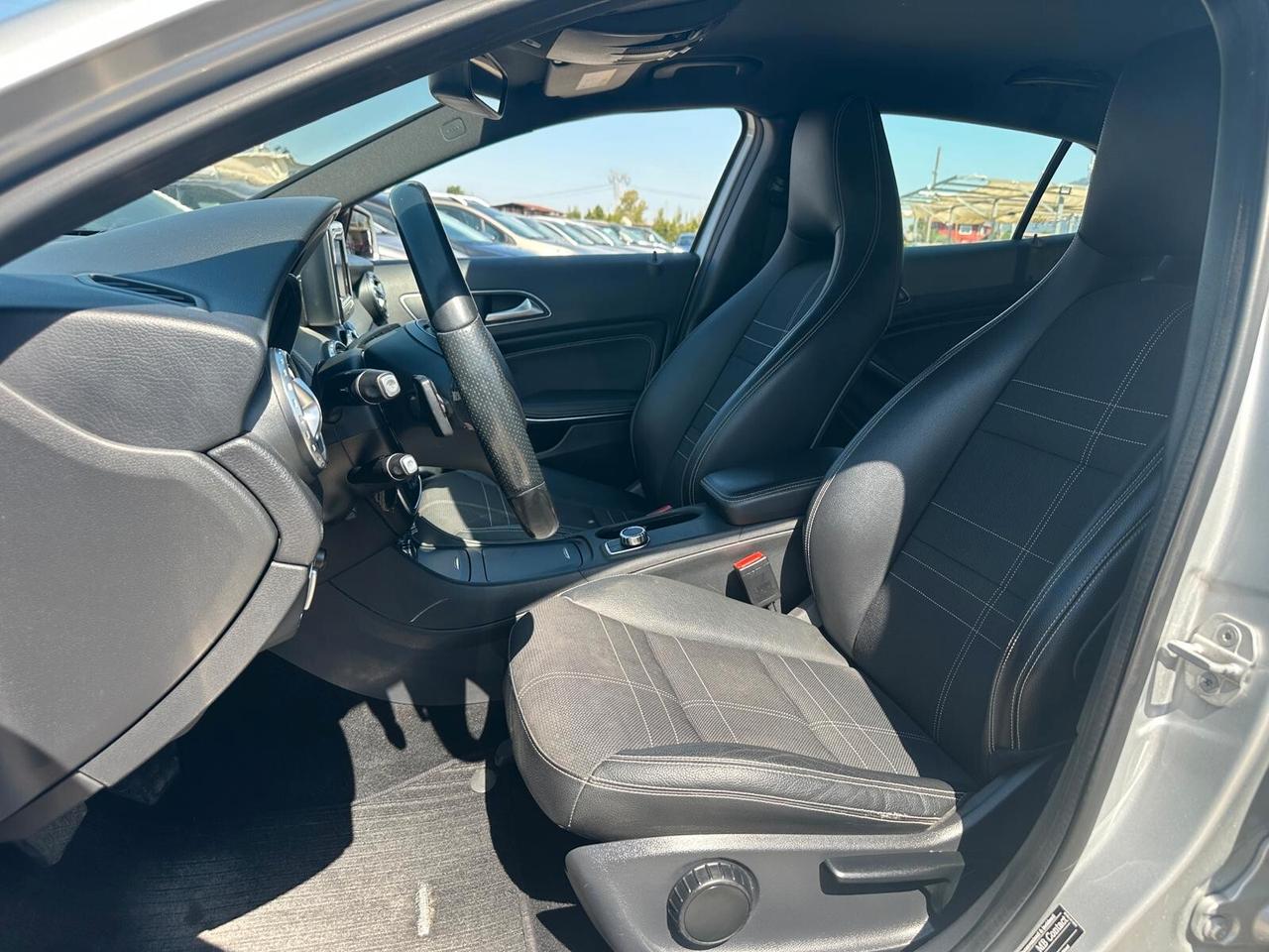 Mercedes GLA 220 4Matic Automatica