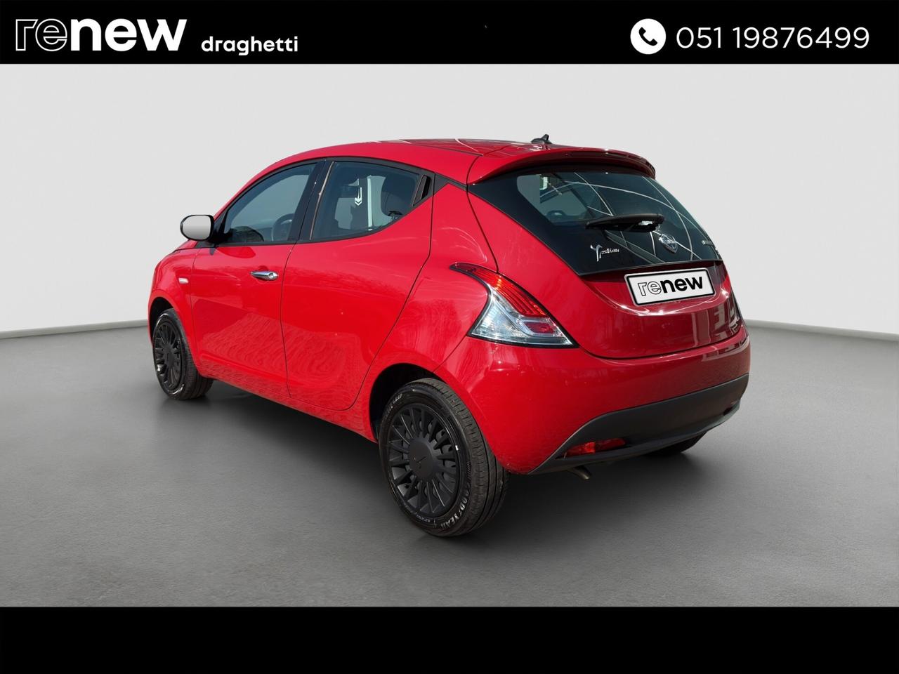 Lancia Ypsilon 1.0 FireFly 5 porte S&S Hybrid Silver