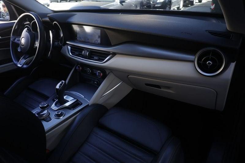 Alfa Romeo Stelvio Alfa Romeo Stelvio Stelvio 2.2 Turbodiesel 210 CV AT8 Q4 Veloce Unicoproprietario