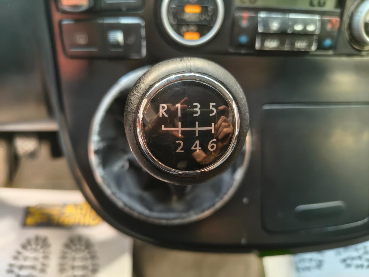 Volkswagen Multivan 2.5 TDI/174CV Highline