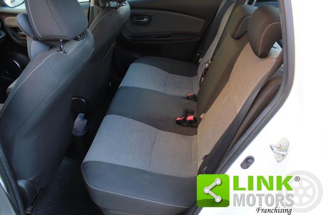 TOYOTA Yaris 1.5 Hybrid 5 porte Active cambio automatico