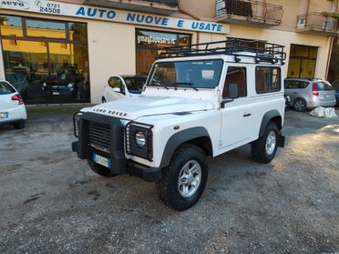 Land Rover Defender 90 2.4 TD4 SW N1 4 posti