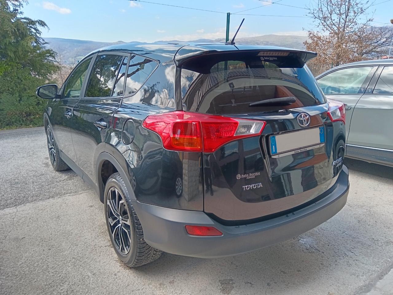 Toyota RAV 4 2.2 D-4D 150CV 4WD LOUNGE