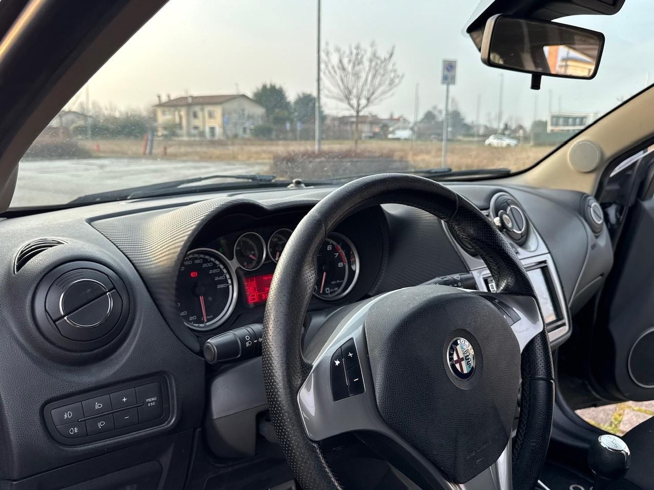 Alfa Romeo MiTo 1.4 T 120 CV Distinctive