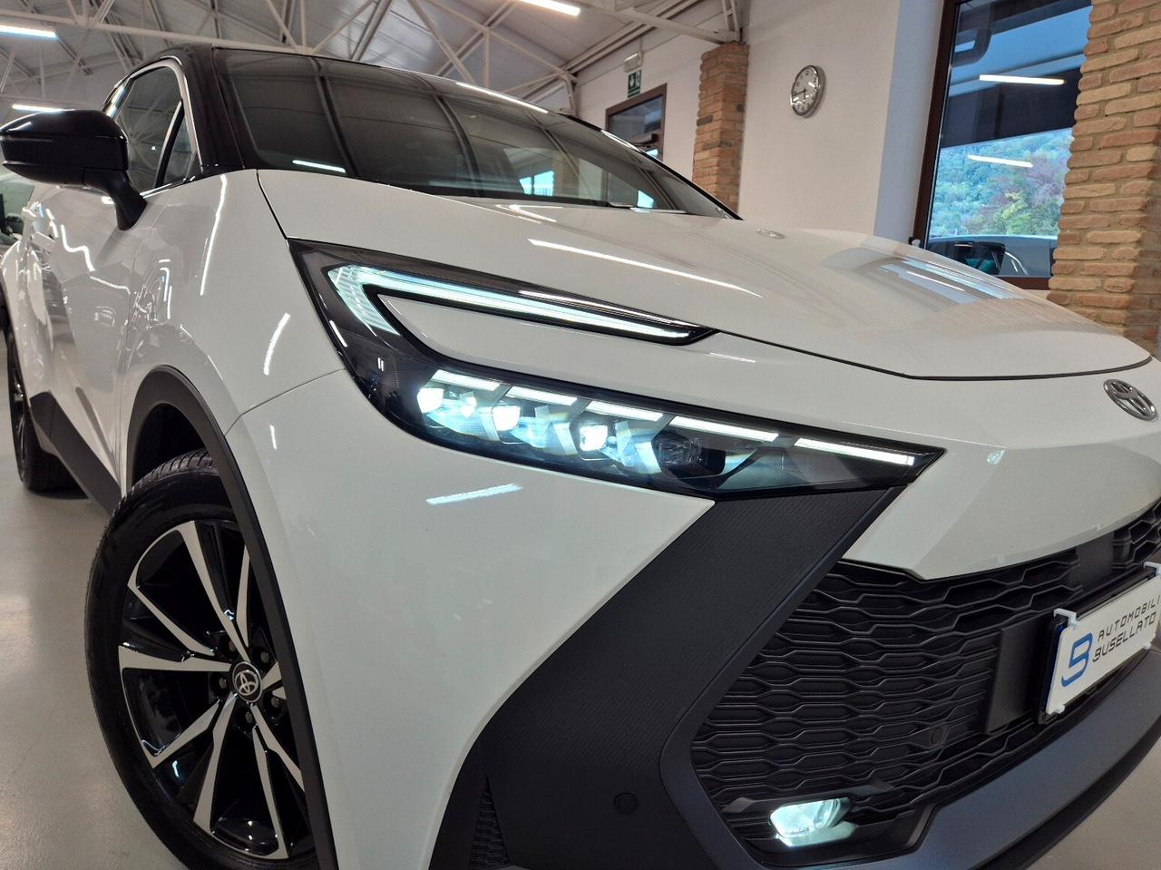 Toyota C-HR 1.8 HV Trend