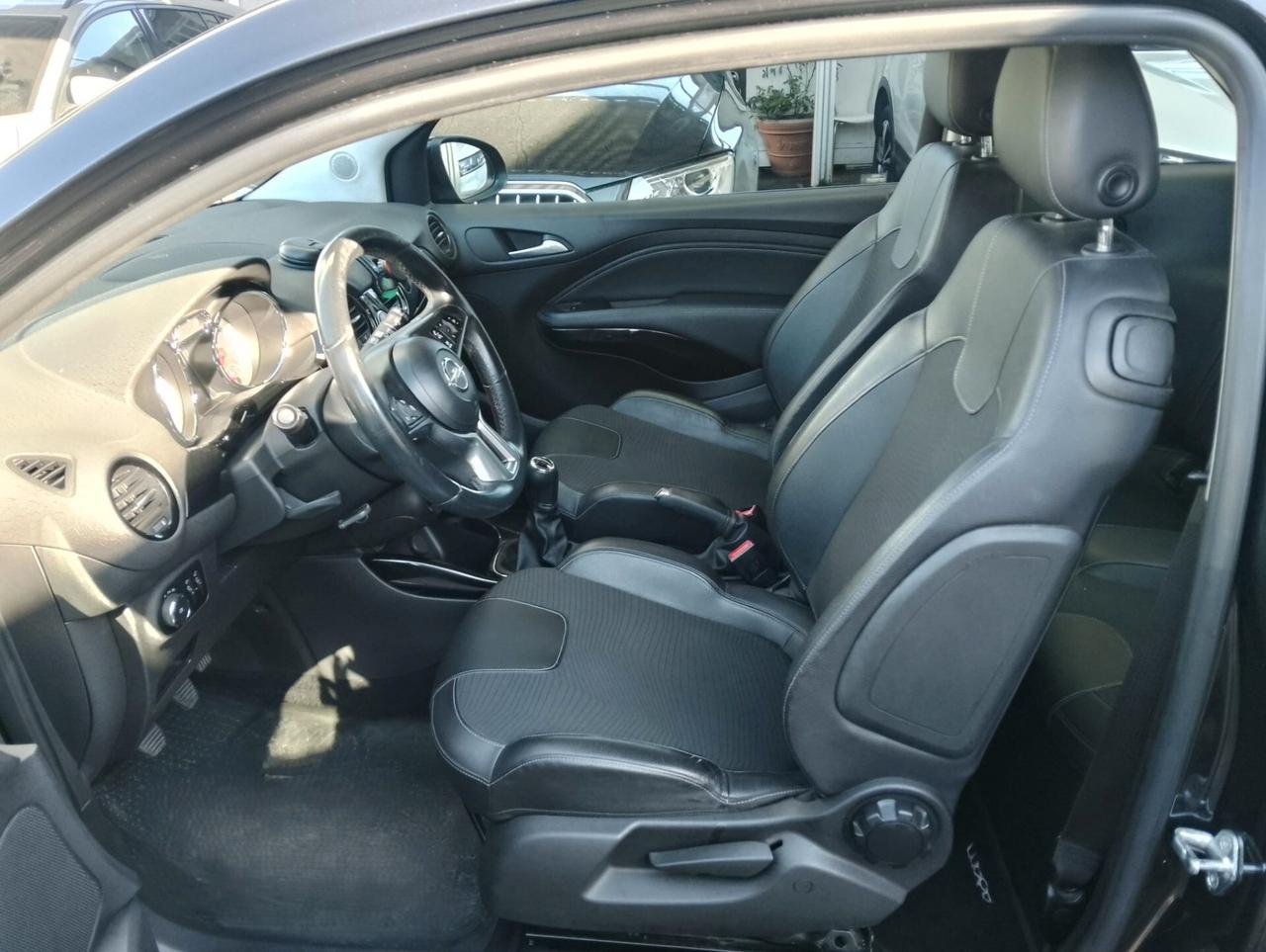 Opel Adam Rocks 1.2 70 CV Air