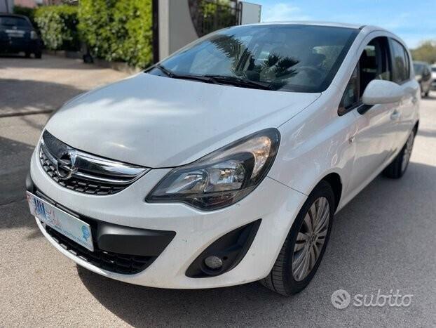 OPEL Corsa 1.3 | 95 cv - 2014