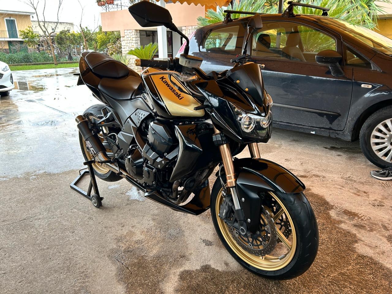 Kawasaki Z 750 "R" - 2012