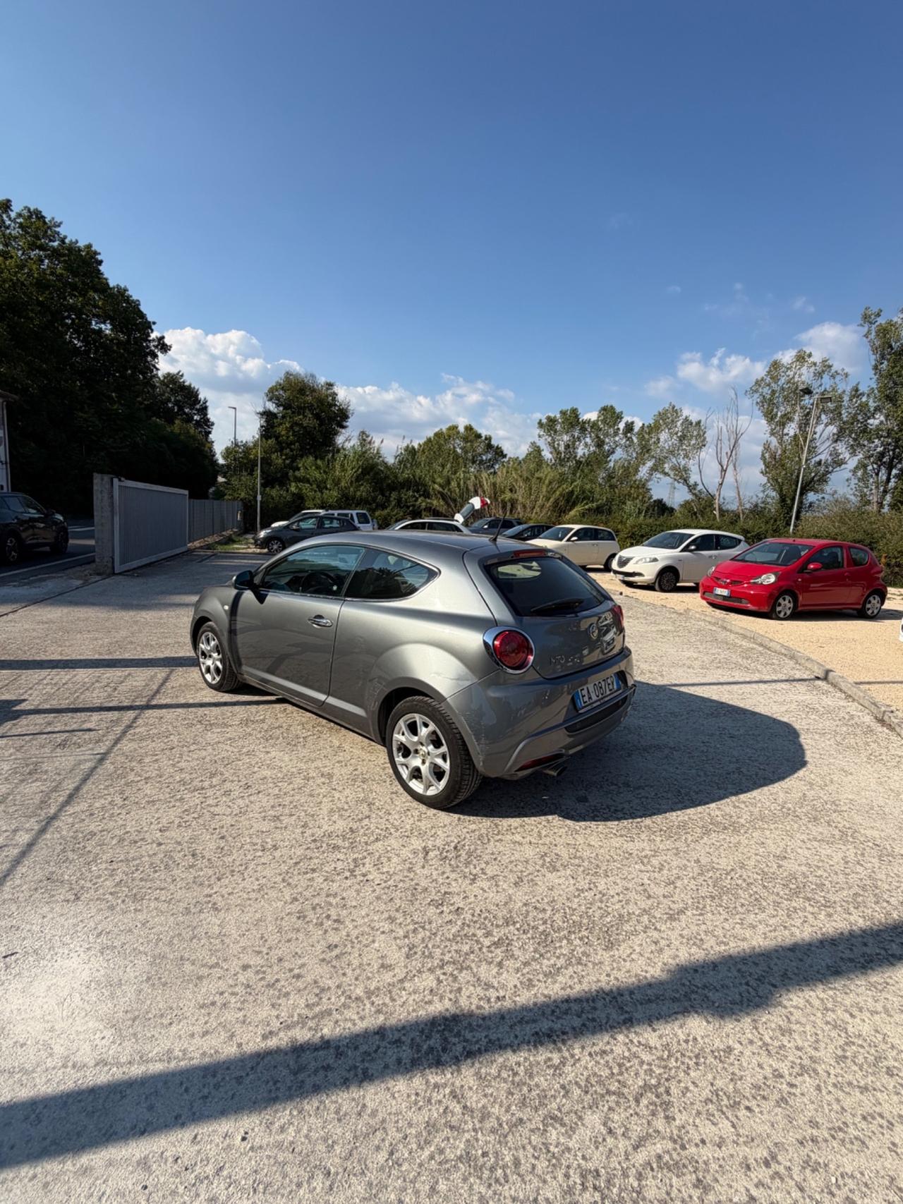 Alfa Romeo MiTo 1.4 105 CV M.air Distinctive Premium Pack