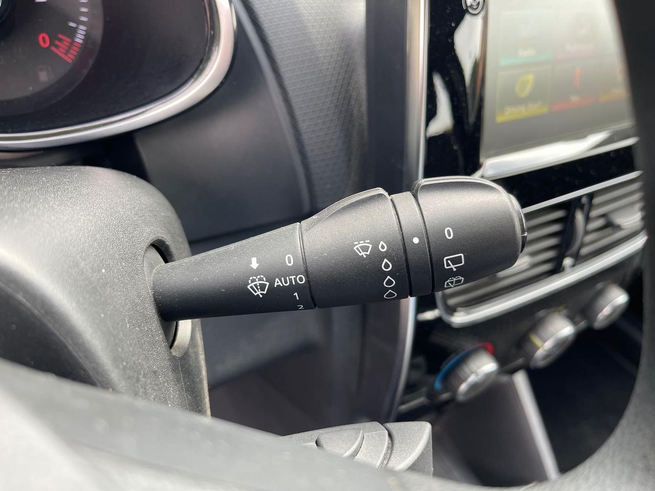 Renault Clio Moschino Zen 0.9 TCe 90 LPG #12174