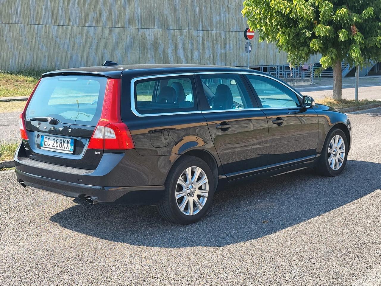 Volvo V70 2.4 D5 CAMBIO AUTOMATICO