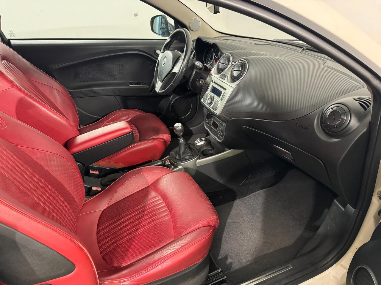 MiTo 1.4 tb Distinctive Premium Pack 155cv EURO5