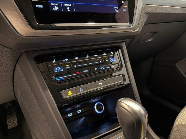 VOLKSWAGEN Touran 1.5 TSI DSG Business 7P ACC Camera GANCIO