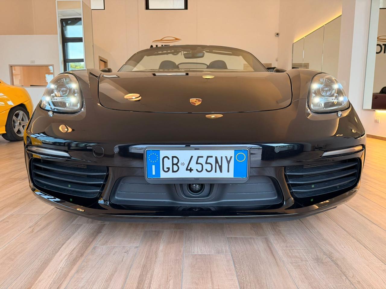 Porsche 718 Spyder Boxster 2.0